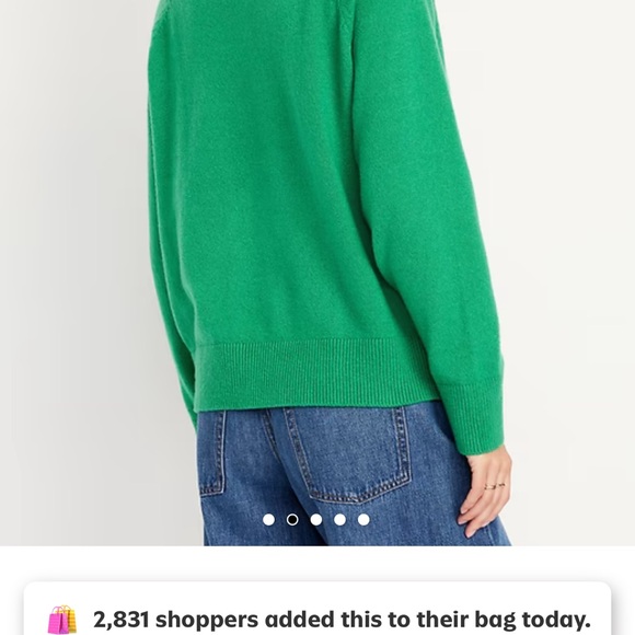 Old Navy Vibrant Green V-Neck Sweater for Women - Picture 2 of 4